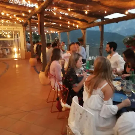 Giuliana's View 3* Равелло